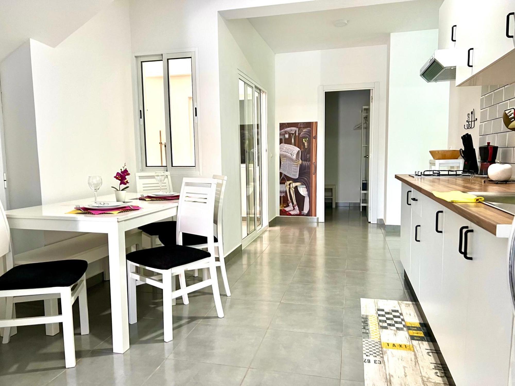 Animos! Apartments - 10 Modern Apartments Near The City & Beach, Perfect For Nomads, Travellers, Families, Watersports! Santa Maria Dış mekan fotoğraf